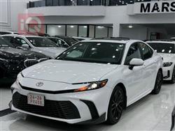 تۆیۆتا کامری